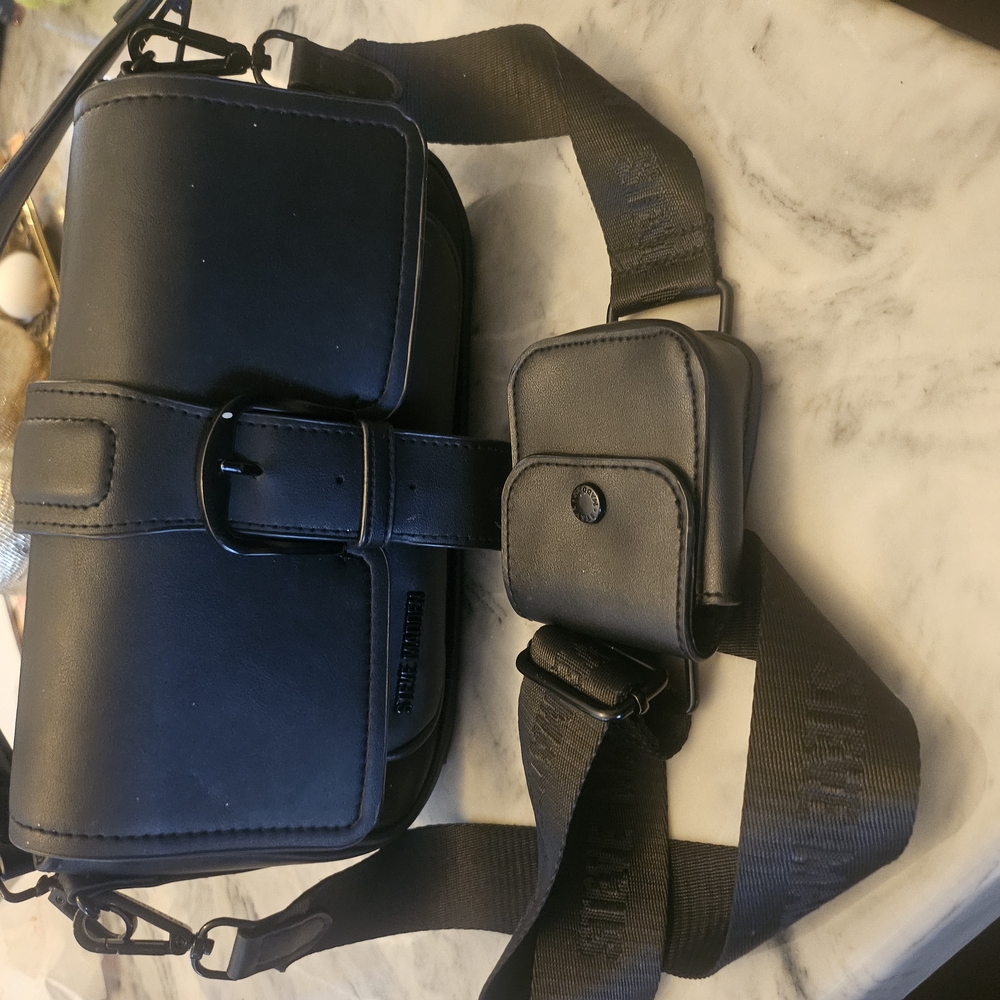 Black Leather Crossbody Bag with Adjustable Strap